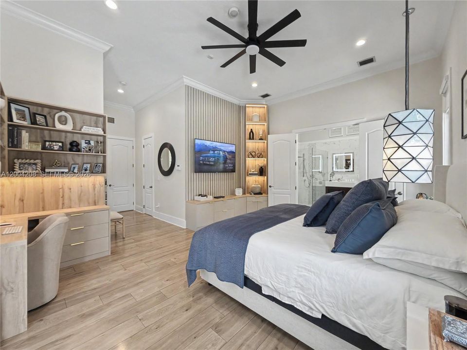 Recientemente alquilado: $13,499 (5 camas, 3 baños, 2848 Pies cuadrados)