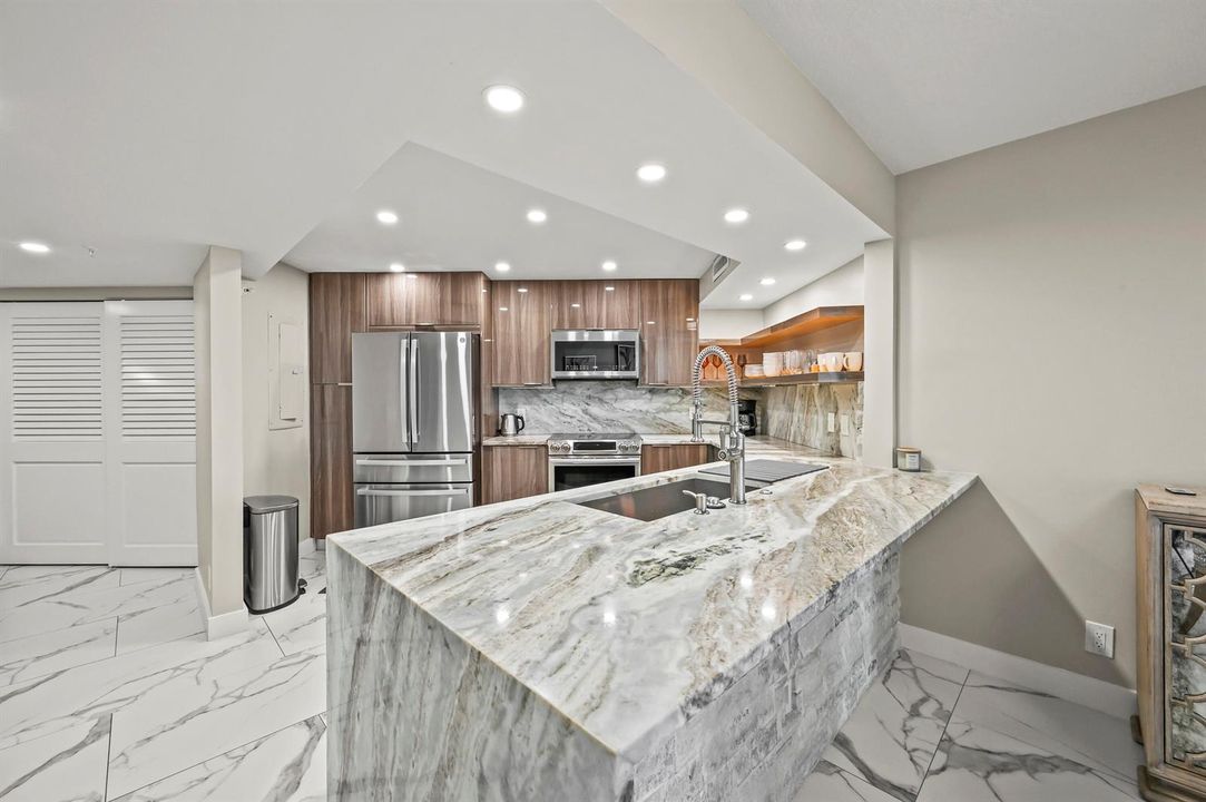 9650 S Ocean Dr #106, Jensen Beach, FL02