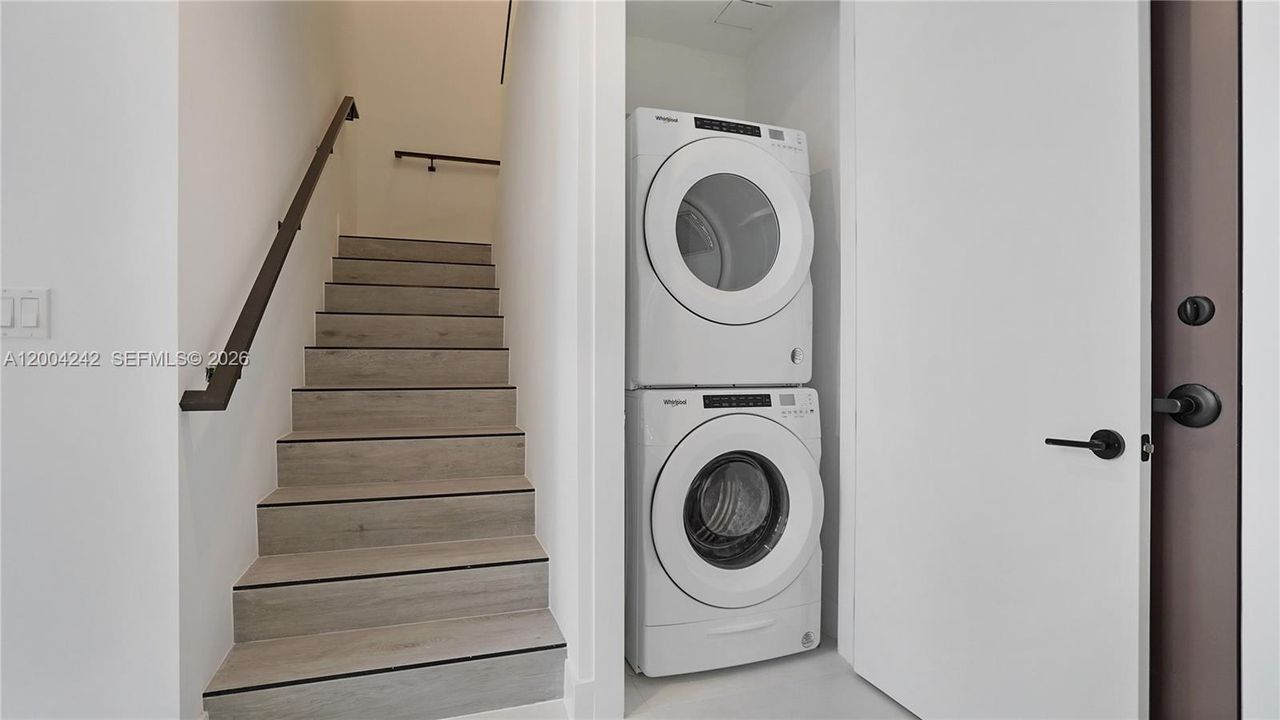 Activo con contrato: $1,799,000 (2 camas, 2 baños, 1360 Pies cuadrados)