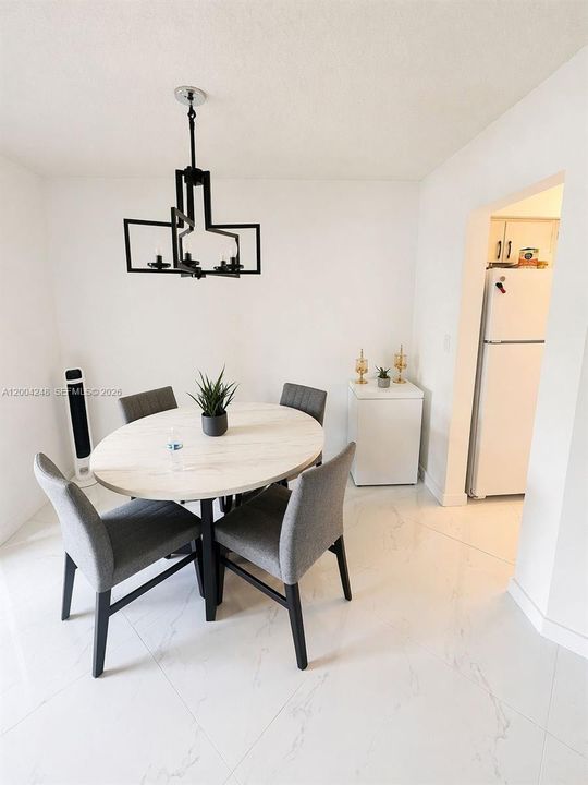 En Venta: $209,000 (2 camas, 2 baños, 1120 Pies cuadrados)