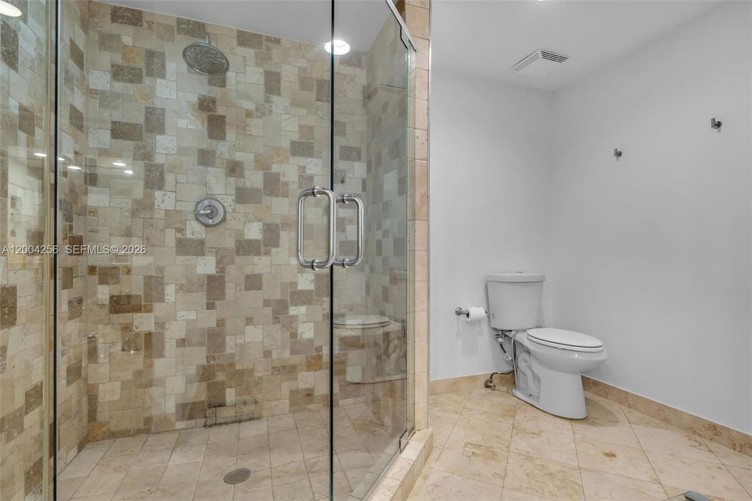 For Sale: $3,340,000 (3 beds, 3 baths, 2510 Square Feet)