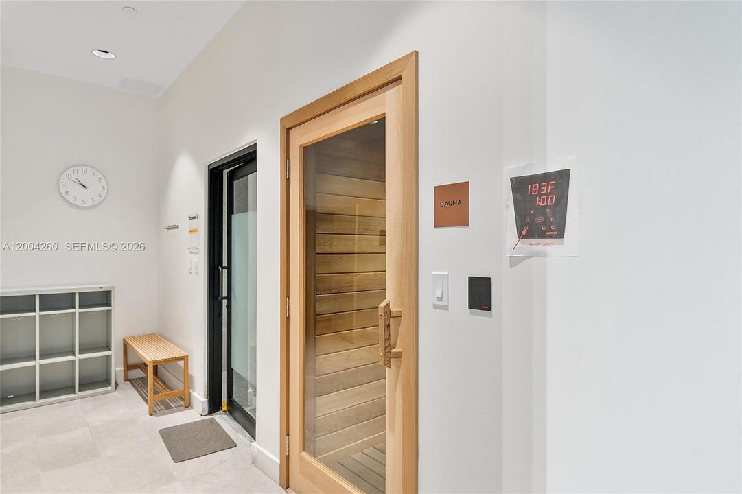 На продажу: $529,000 (2 спален, 2 ванн, 2215 Квадратных фут)