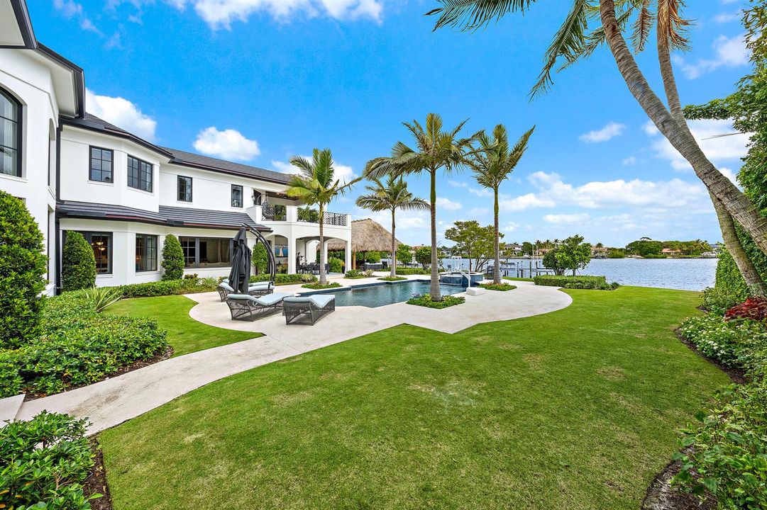 Pool / Yard