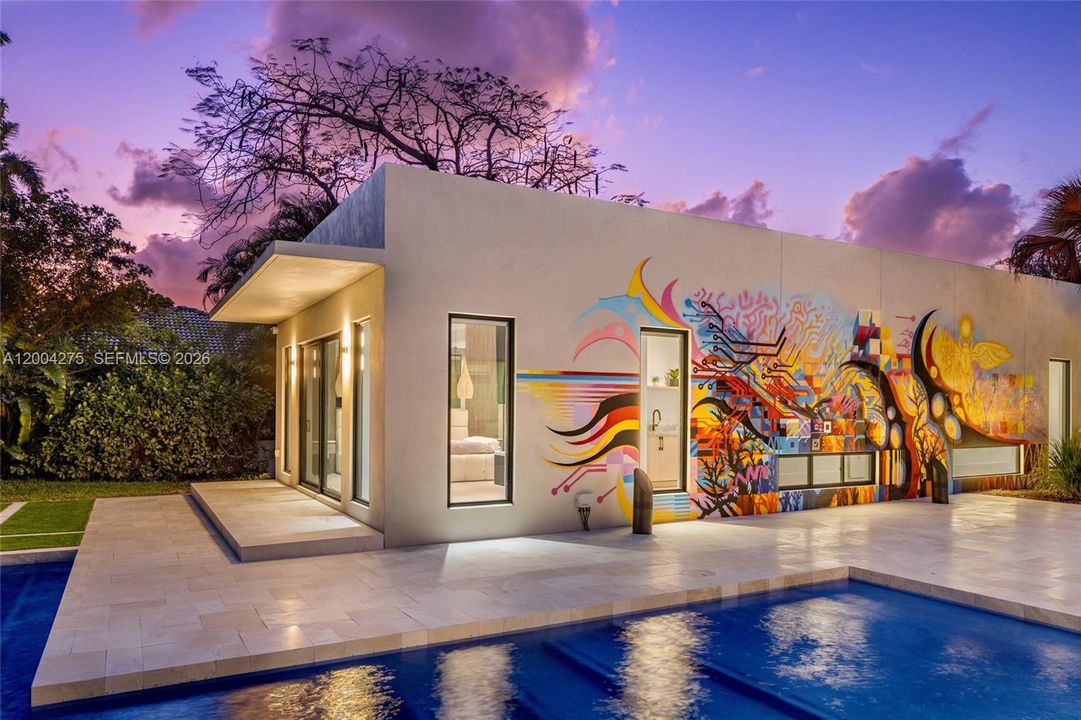 En Venta: $4,995,000 (5 camas, 5 baños, 5776 Pies cuadrados)