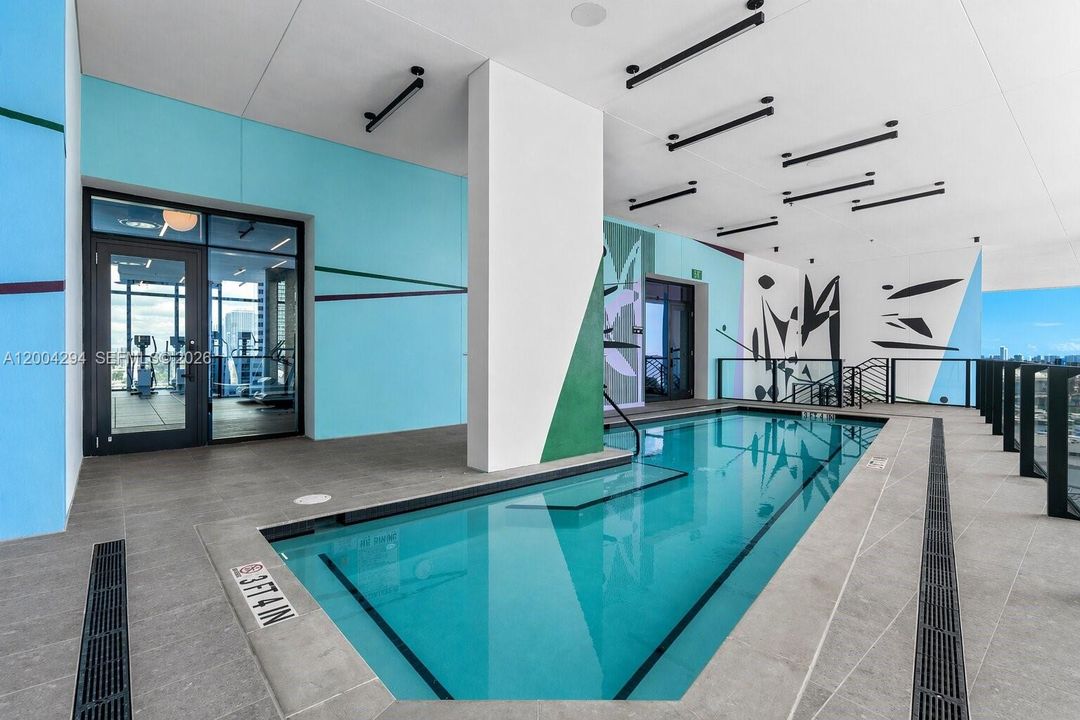 Activo con contrato: $1,099,000 (3 camas, 3 baños, 976 Pies cuadrados)