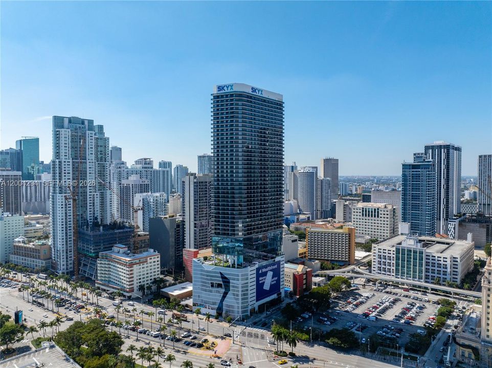 Activo con contrato: $1,099,000 (3 camas, 3 baños, 976 Pies cuadrados)