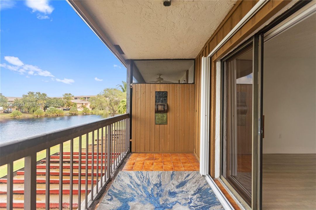 For Rent: $3,100 (3 beds, 2 baths, 1590 Square Feet)