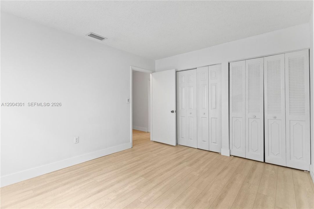 For Rent: $3,100 (3 beds, 2 baths, 1590 Square Feet)