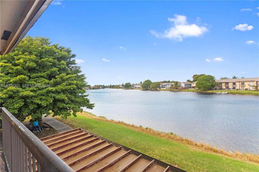 For Rent: $3,100 (3 beds, 2 baths, 1590 Square Feet)