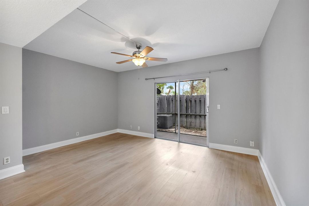 185 Sw 3rd St_015