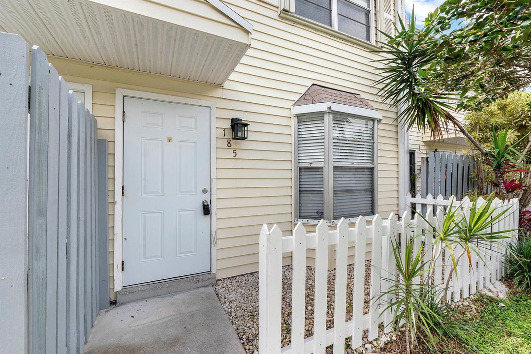 185 Sw 3rd St_004