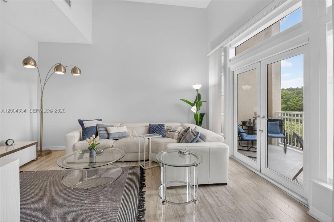 For Sale: $525,000 (3 beds, 2 baths, 1685 Square Feet)