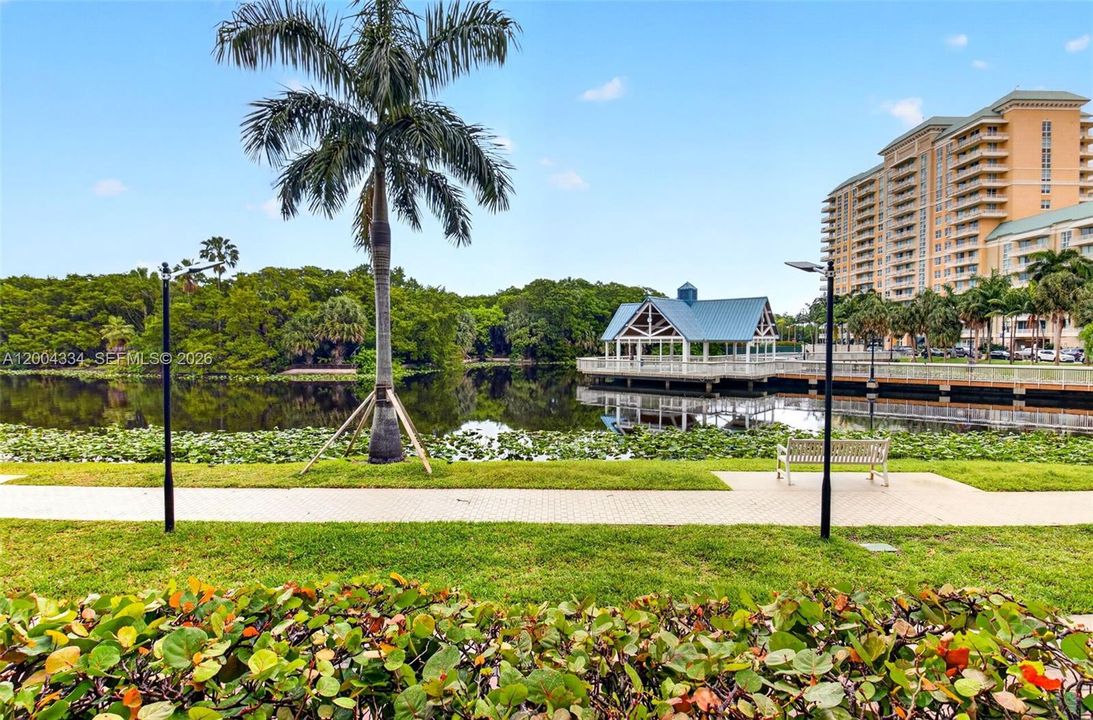 For Sale: $525,000 (3 beds, 2 baths, 1685 Square Feet)