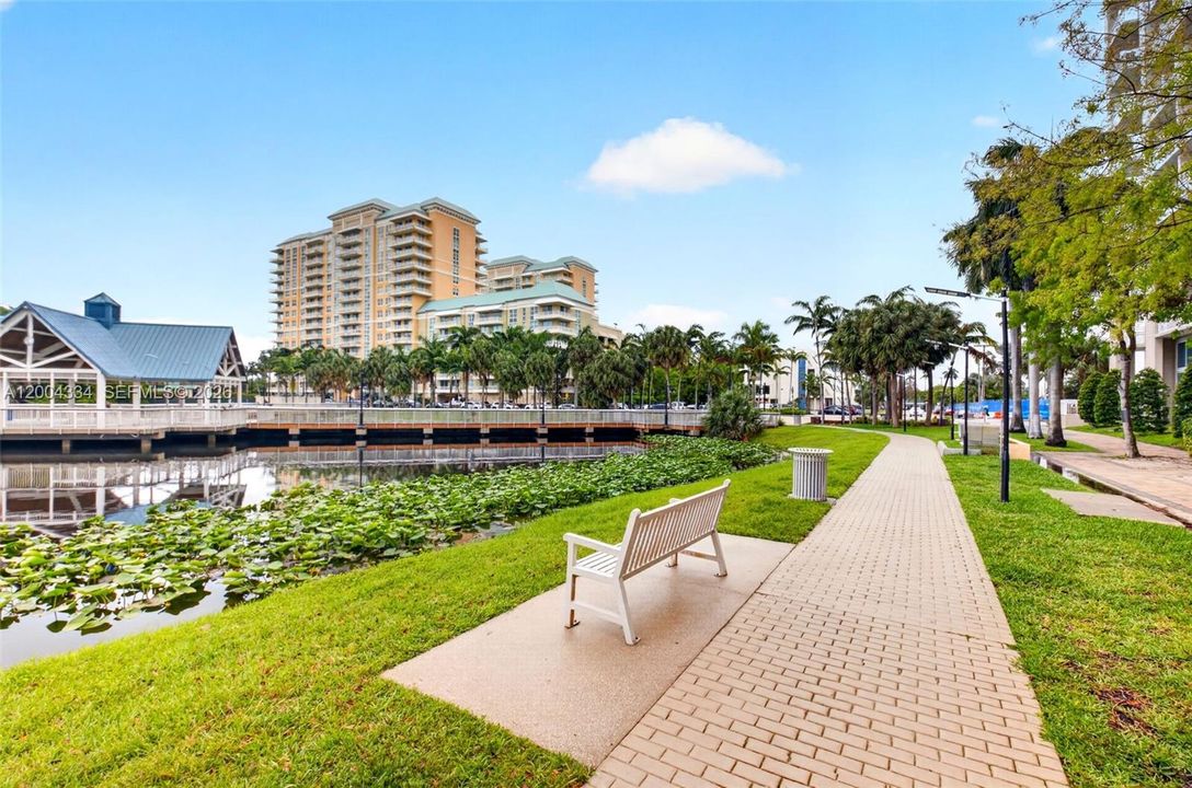 For Sale: $525,000 (3 beds, 2 baths, 1685 Square Feet)