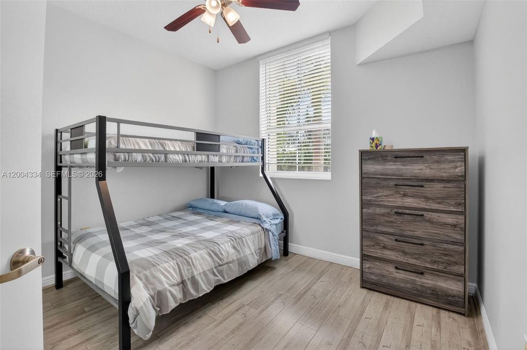 For Sale: $525,000 (3 beds, 2 baths, 1685 Square Feet)