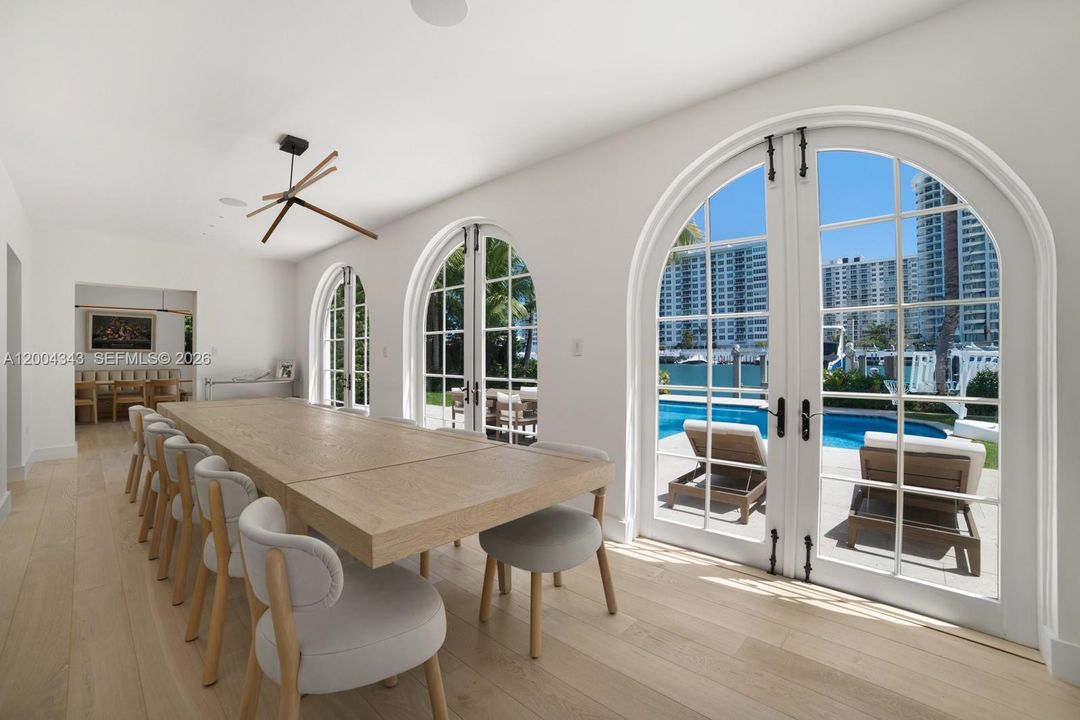 For Sale: $14,900,000 (5 beds, 5 baths, 5455 Square Feet)