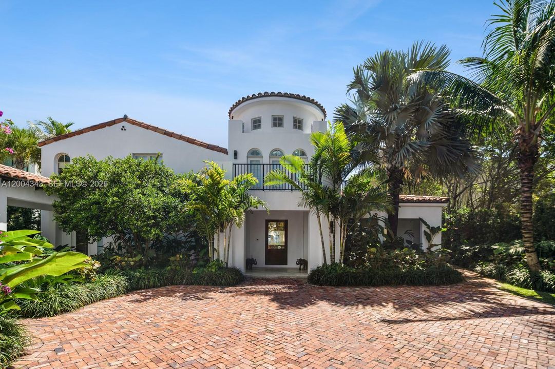 For Sale: $14,900,000 (5 beds, 5 baths, 5455 Square Feet)