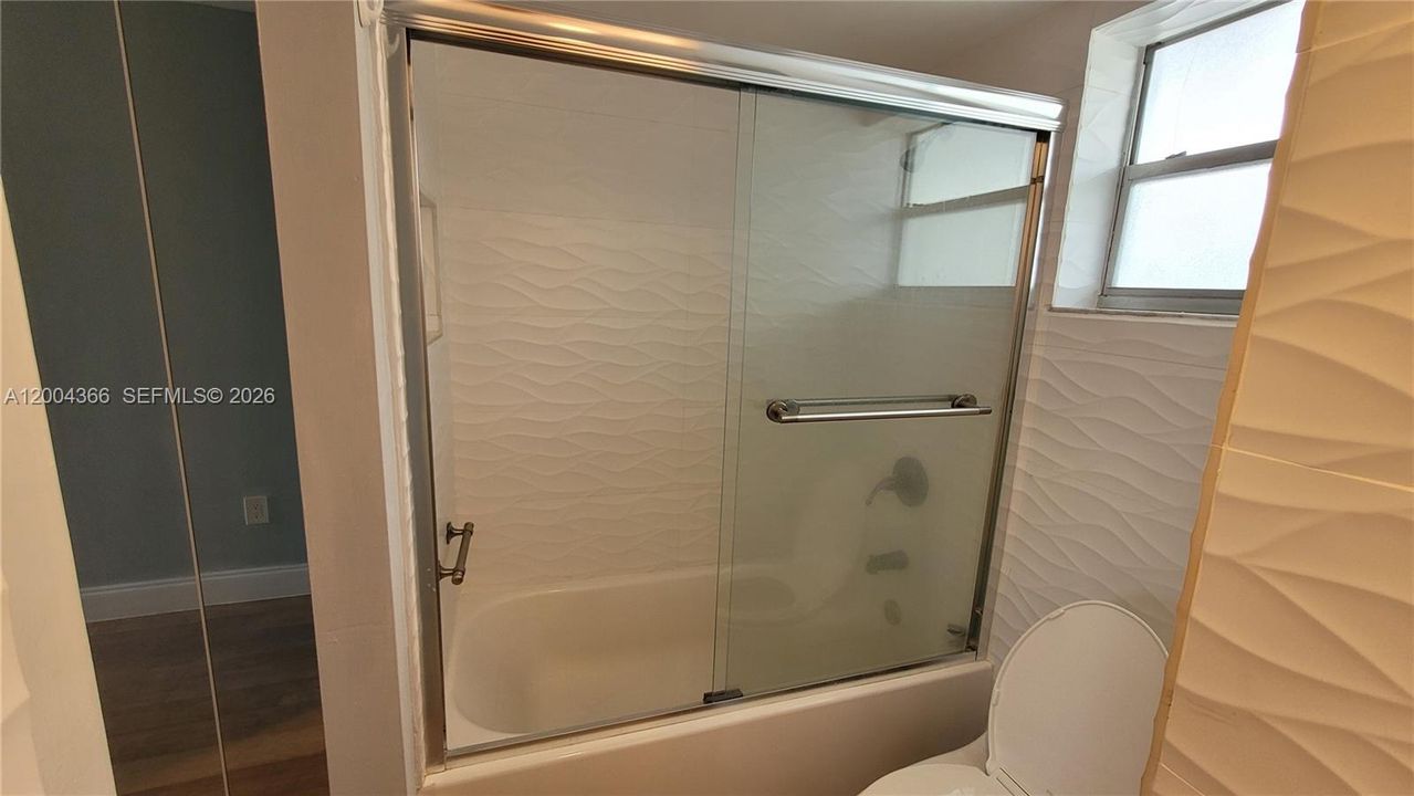 Activo con contrato: $1,700 (1 camas, 1 baños, 812 Pies cuadrados)