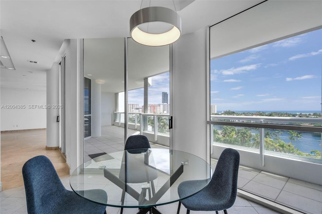 Recently Sold: $1,230,000 (3 beds, 3 baths, 2750 Square Feet)