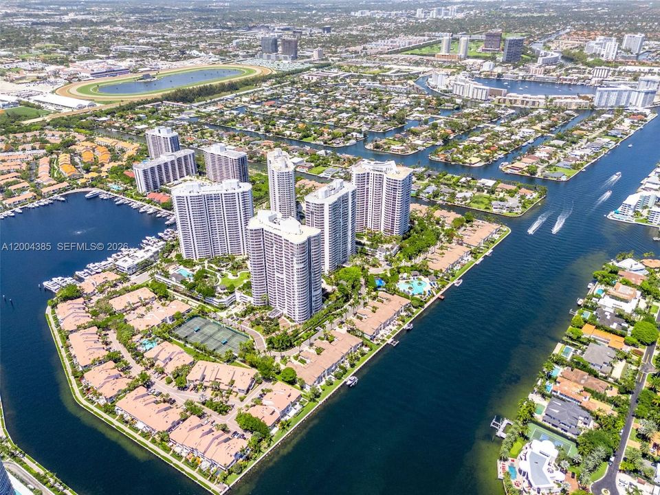 Recently Sold: $1,230,000 (3 beds, 3 baths, 2750 Square Feet)