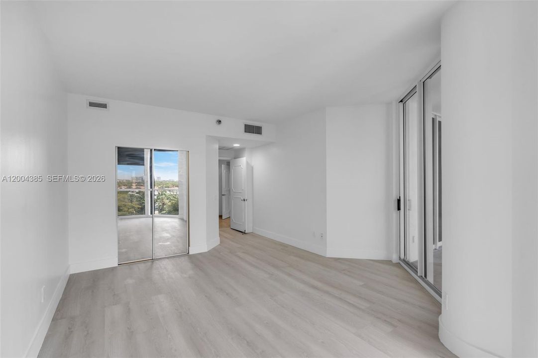 Recently Sold: $1,230,000 (3 beds, 3 baths, 2750 Square Feet)