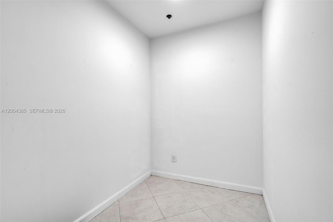 Recently Sold: $1,230,000 (3 beds, 3 baths, 2750 Square Feet)