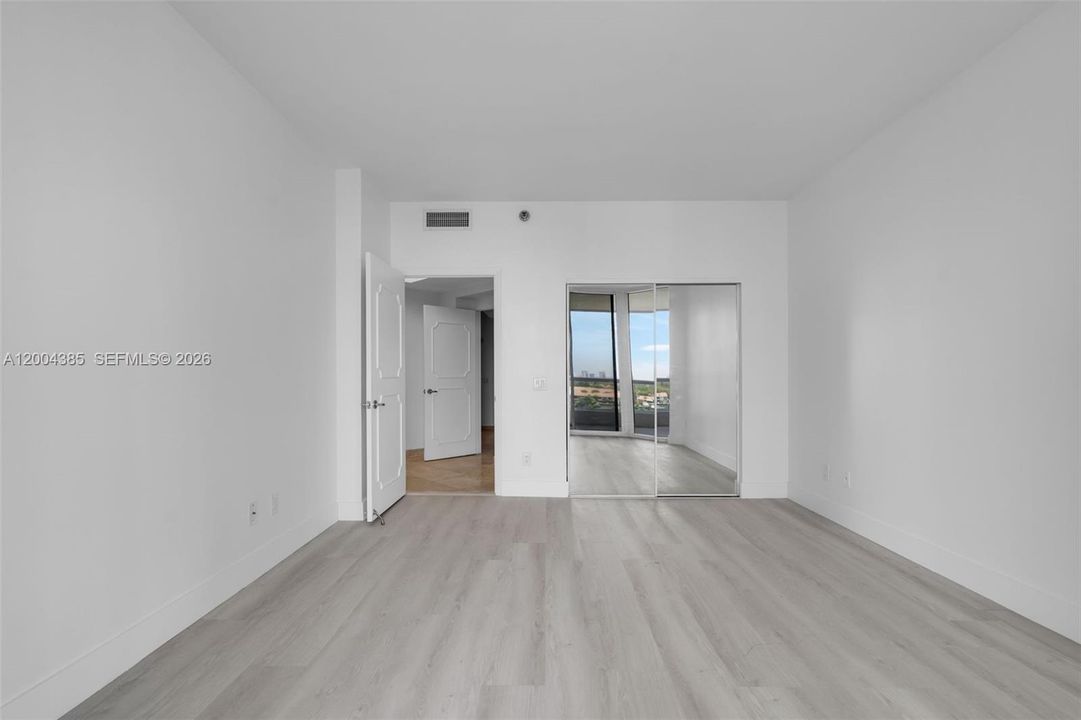 Recently Sold: $1,230,000 (3 beds, 3 baths, 2750 Square Feet)