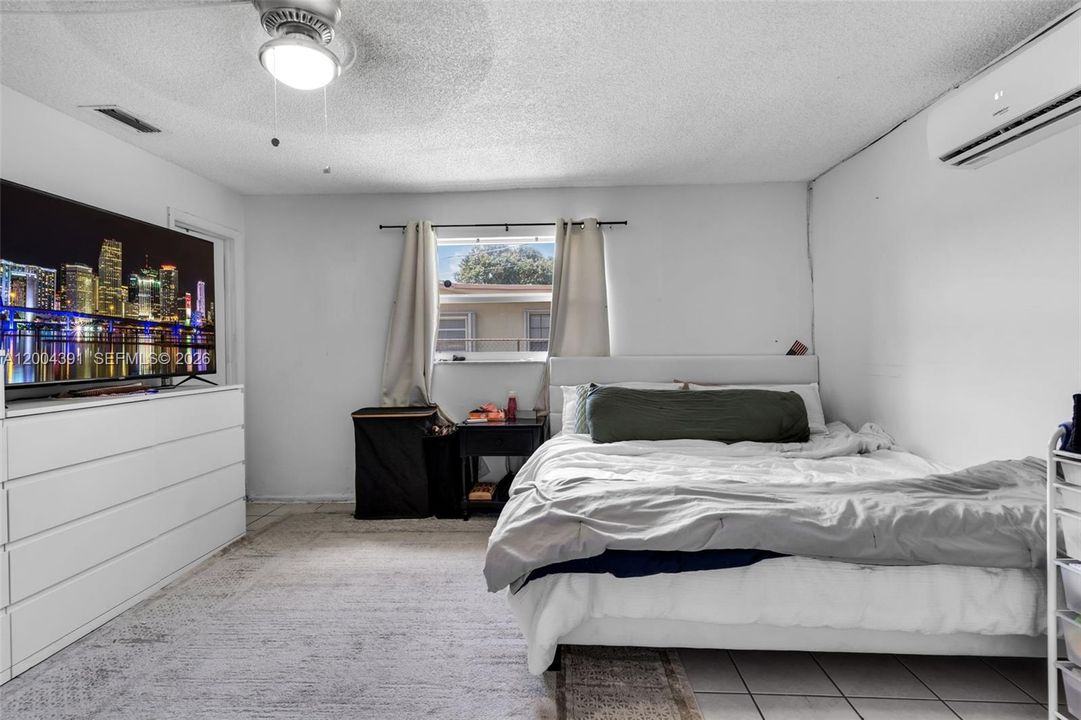 En Venta: $460,000 (3 camas, 2 baños, 1334 Pies cuadrados)