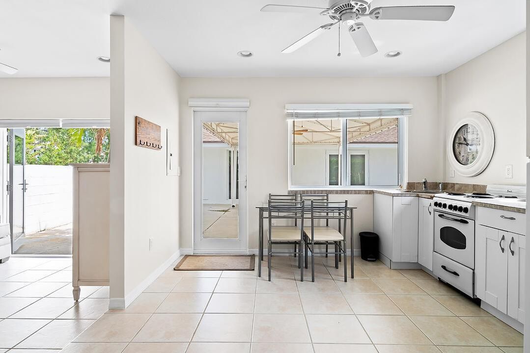 Guest House Kitchen