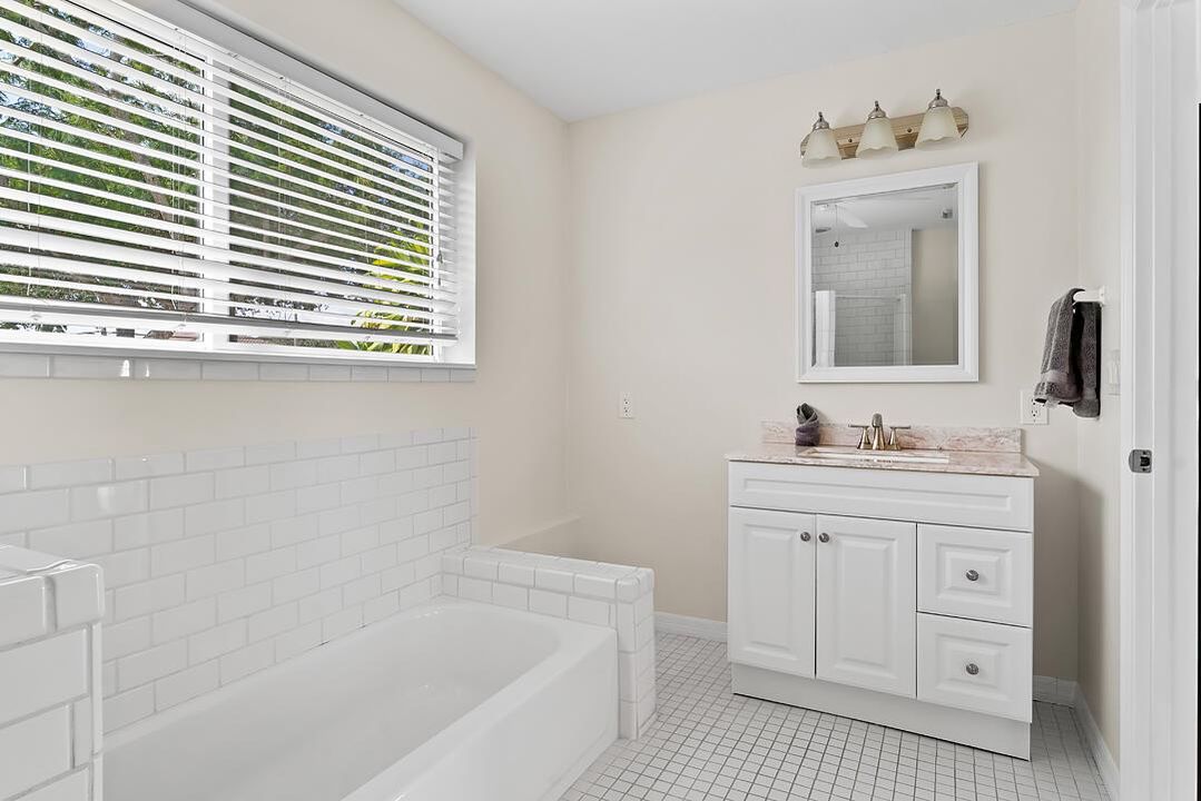 Guest House Bathroom