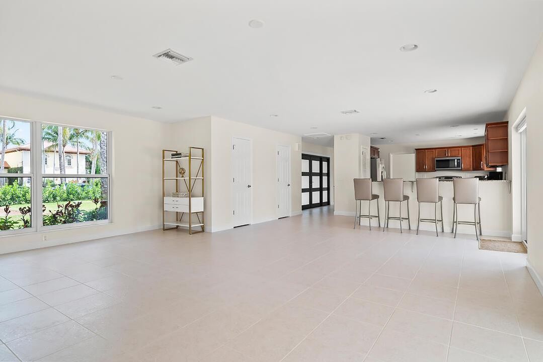 East-in kitchen