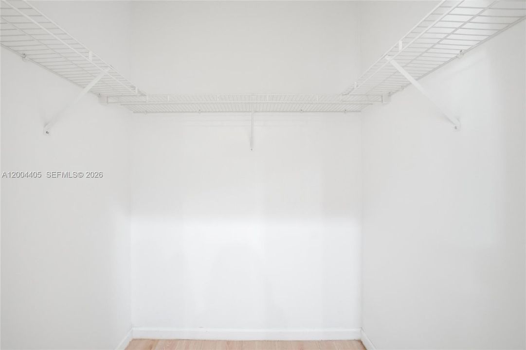 В аренду: $3,500 (3 спален, 2 ванн, 1632 Квадратных фут)