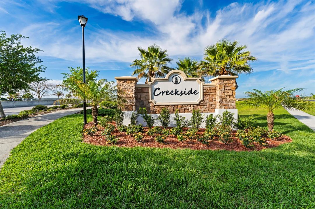 48_ft. pierce + creekside - sign