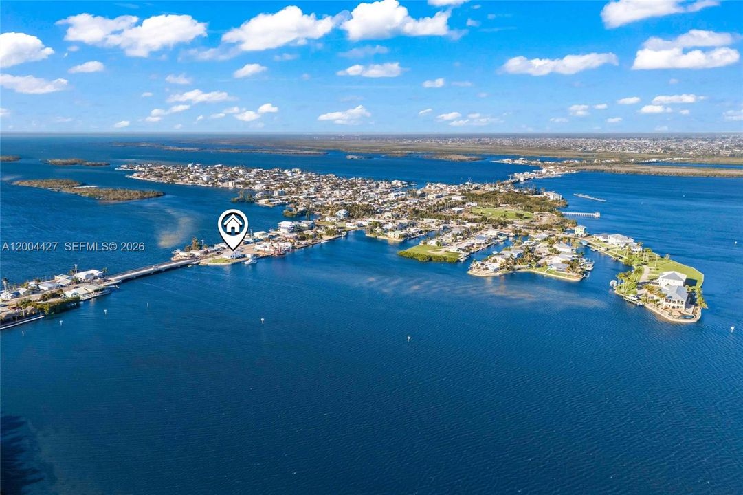 For Sale: $899,900 (0.27 acres)