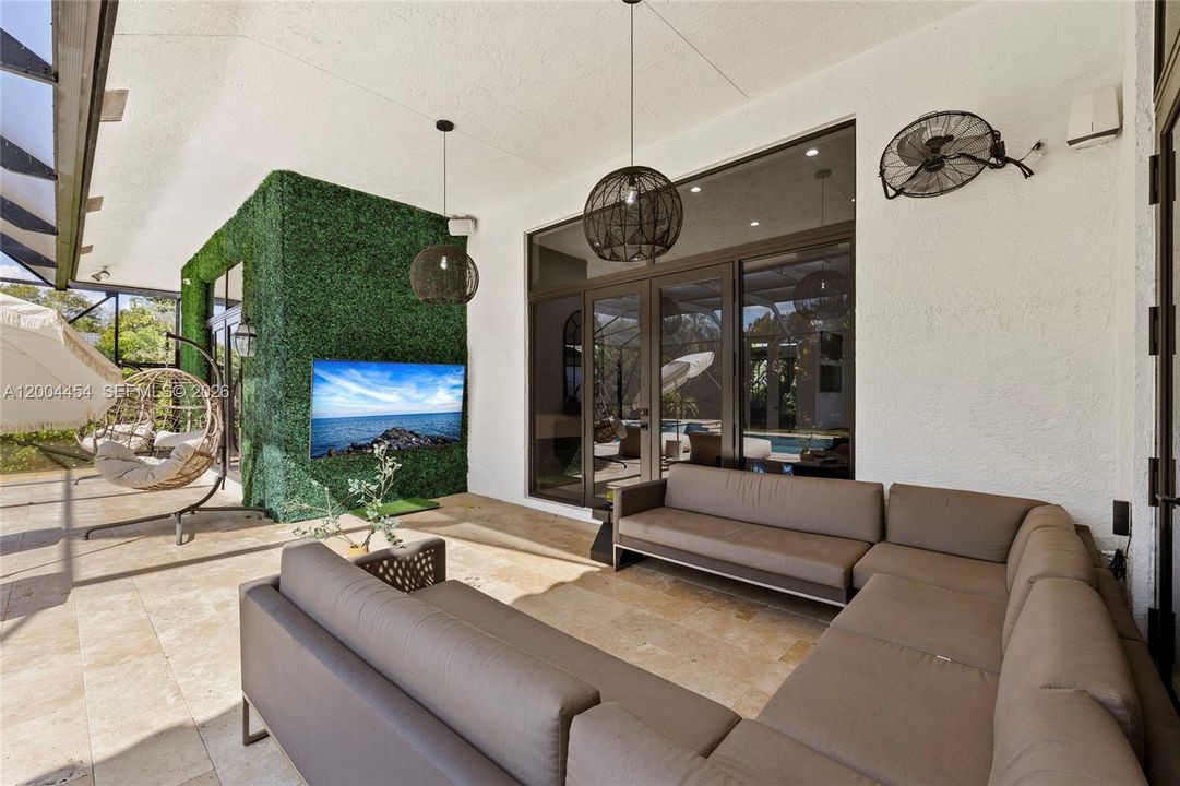 На продажу: $2,490,000 (4 спален, 4 ванн, 4266 Квадратных фут)