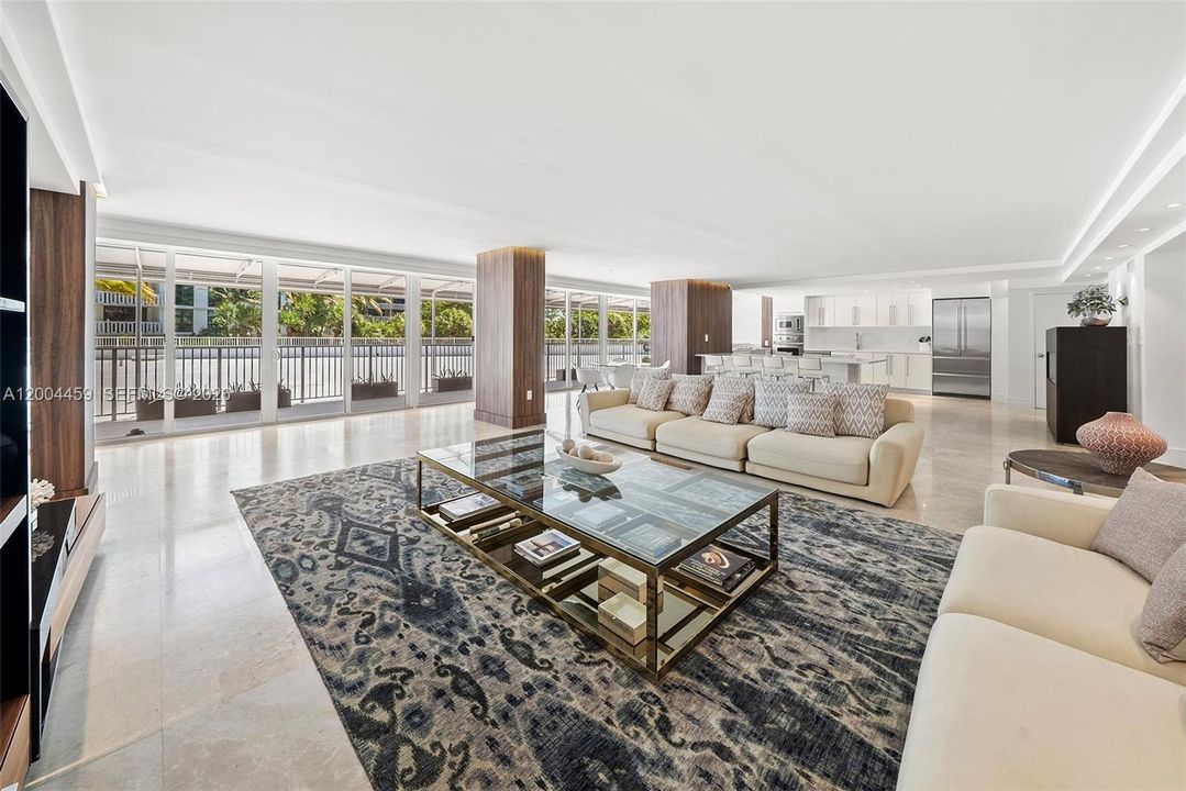 For Sale: $2,480,000 (3 beds, 3 baths, 2523 Square Feet)
