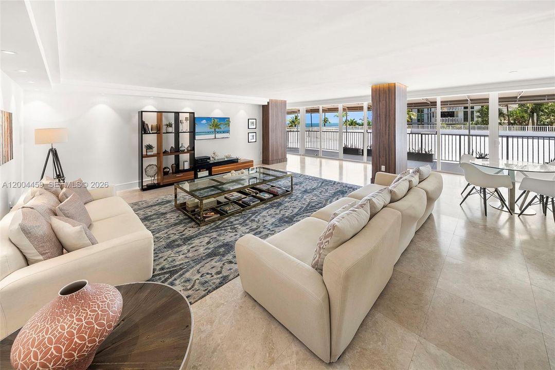 For Sale: $2,480,000 (3 beds, 3 baths, 2523 Square Feet)
