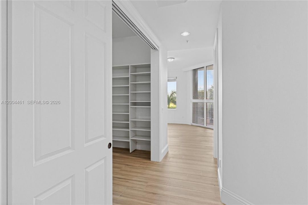 В аренду: $13,500 (4 спален, 4 ванн, 3288 Квадратных фут)