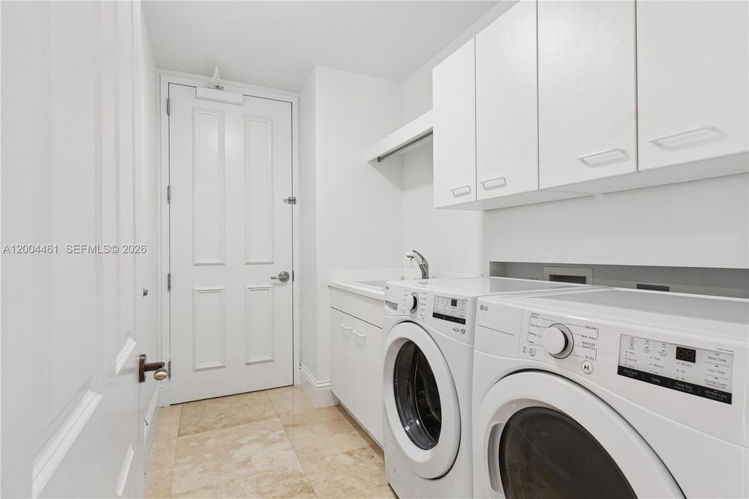 В аренду: $13,500 (4 спален, 4 ванн, 3288 Квадратных фут)