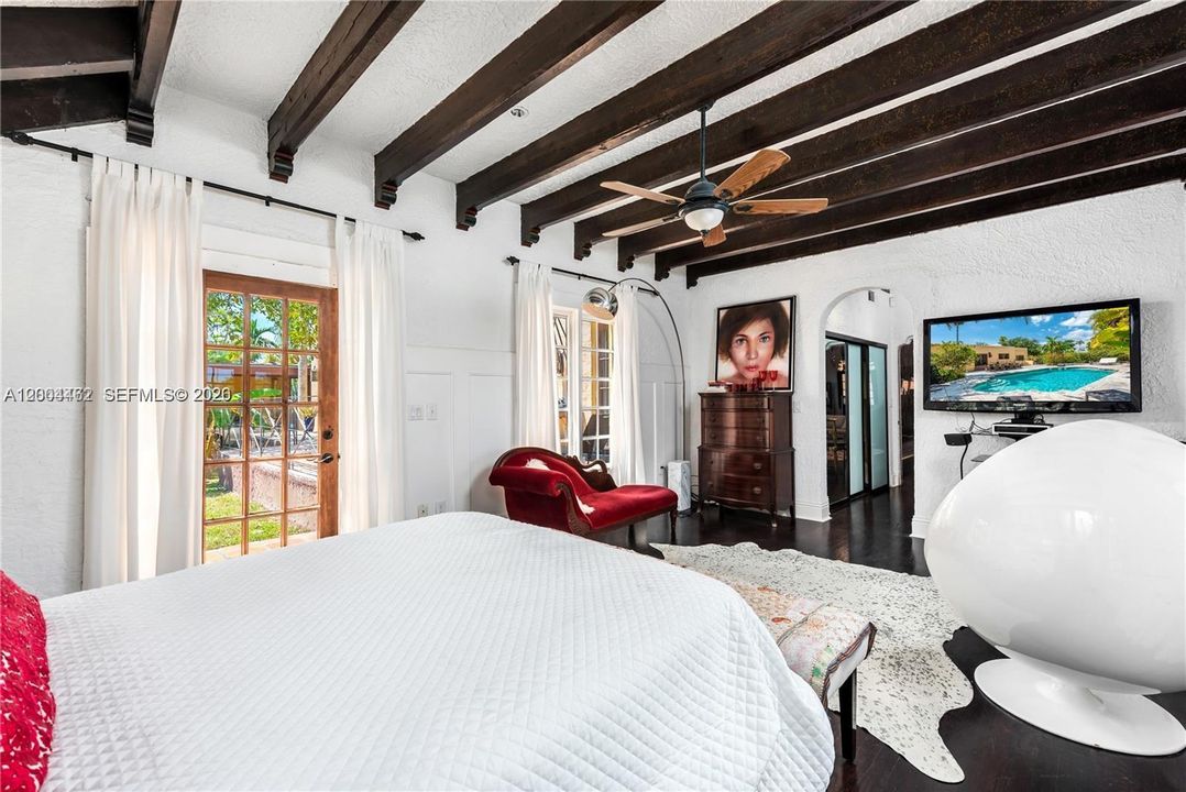 For Sale: $8,000,000 (7 beds, 6 baths, 3268 Square Feet)