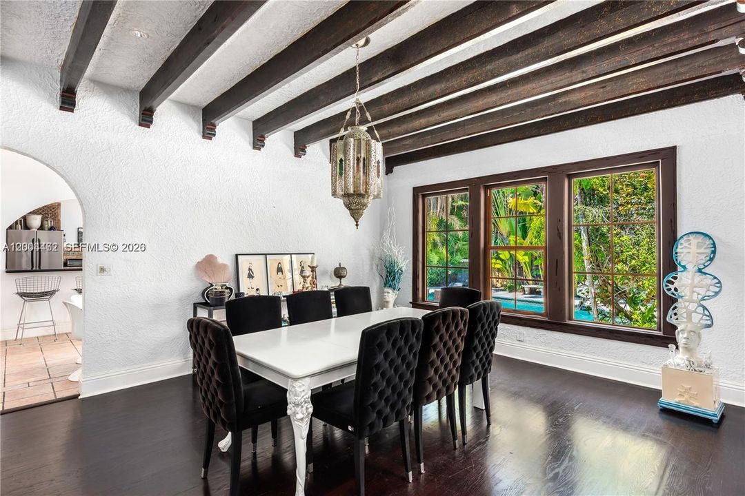 For Sale: $8,000,000 (7 beds, 6 baths, 3268 Square Feet)