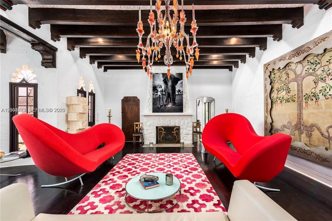 For Sale: $8,000,000 (7 beds, 6 baths, 3268 Square Feet)