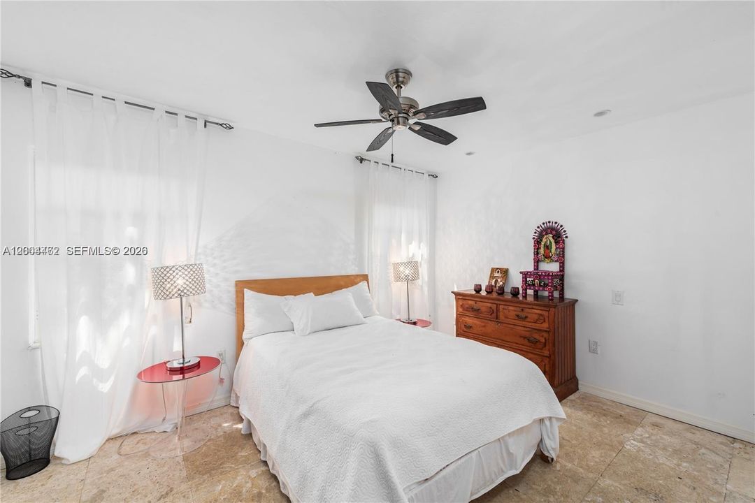 For Sale: $8,000,000 (7 beds, 6 baths, 3268 Square Feet)