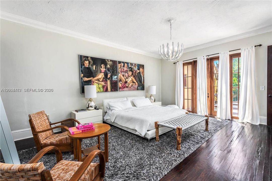 For Sale: $8,000,000 (7 beds, 6 baths, 3268 Square Feet)