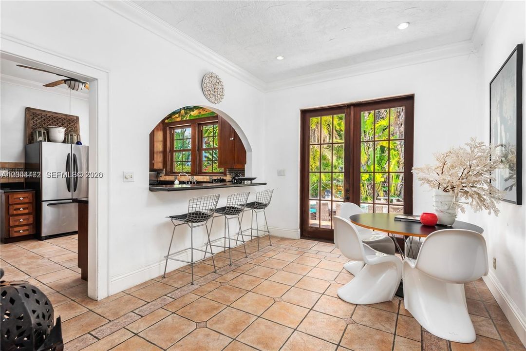 For Sale: $8,000,000 (7 beds, 6 baths, 3268 Square Feet)