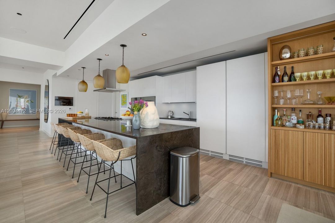 For Sale: $7,575,000 (3 beds, 3 baths, 3835 Square Feet)