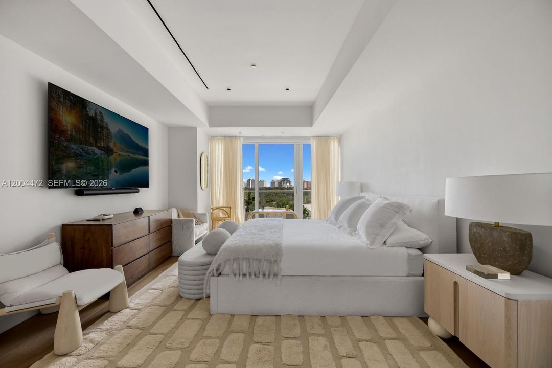 For Sale: $7,575,000 (3 beds, 3 baths, 3835 Square Feet)