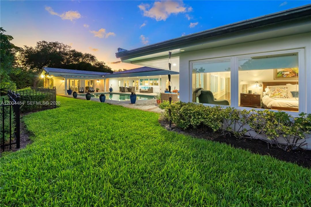Activo con contrato: $4,250,000 (5 camas, 4 baños, 4512 Pies cuadrados)