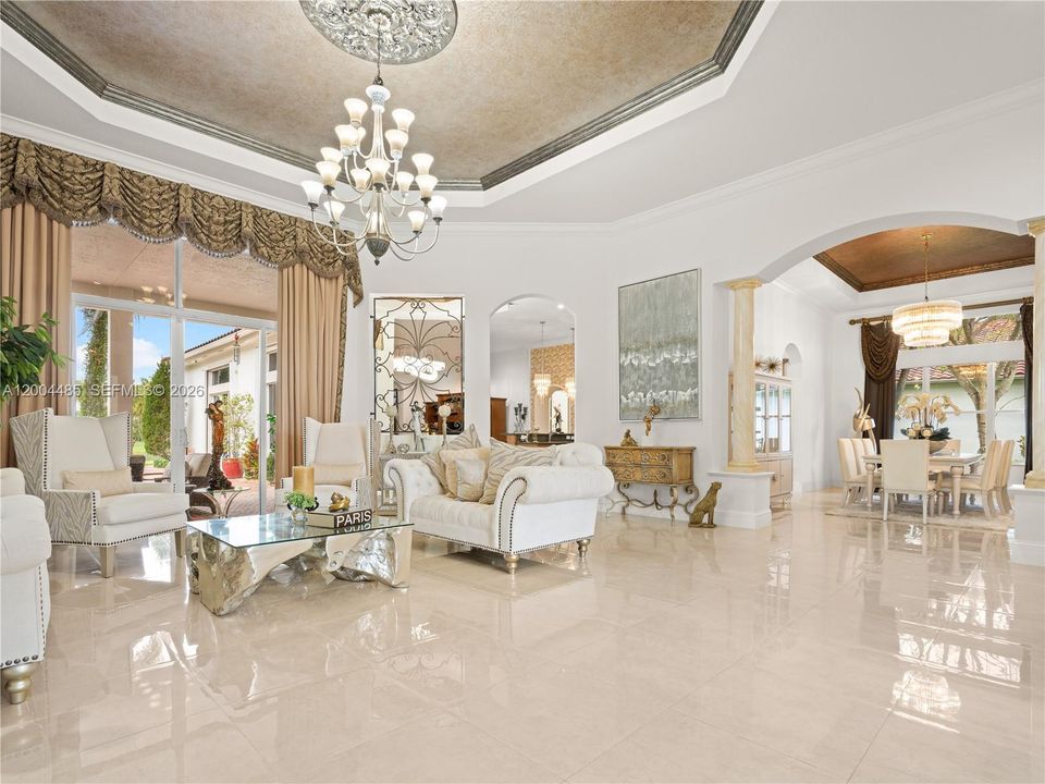 For Sale: $2,599,000 (6 beds, 5 baths, 5650 Square Feet)