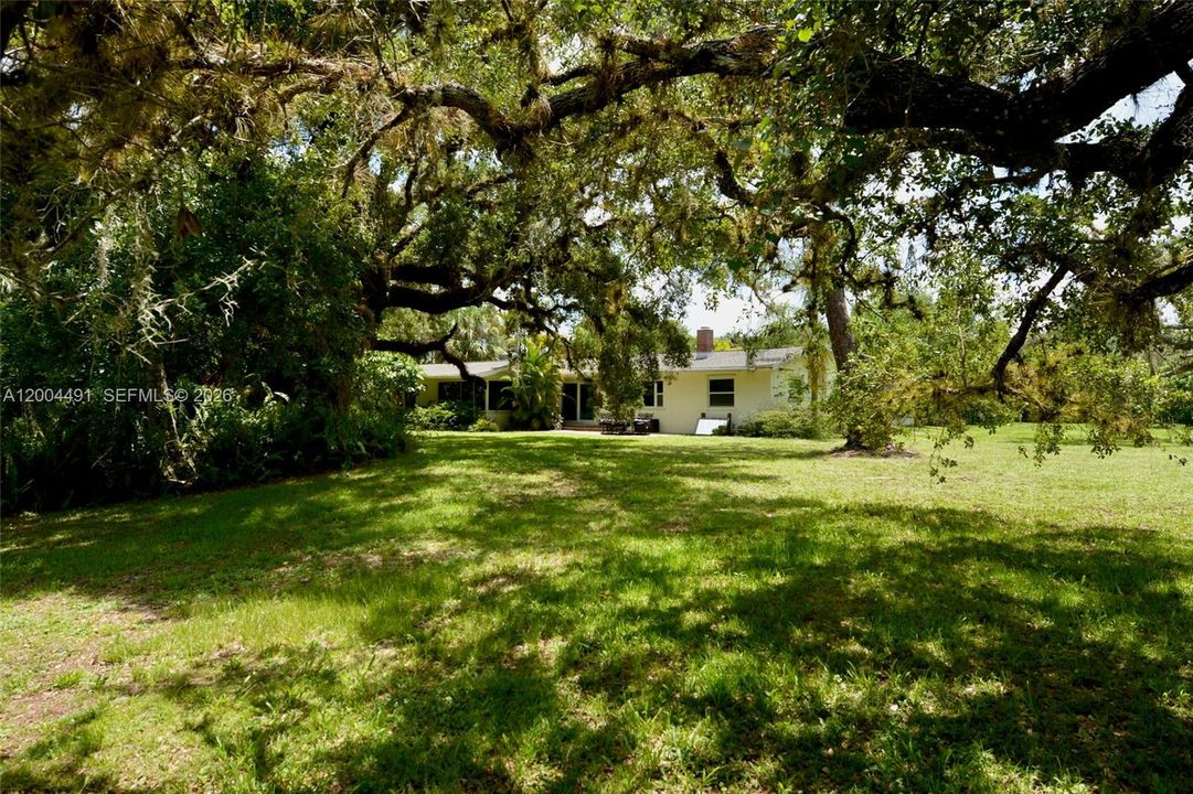 For Sale: $999,999 (5 beds, 3 baths, 0 Square Feet)